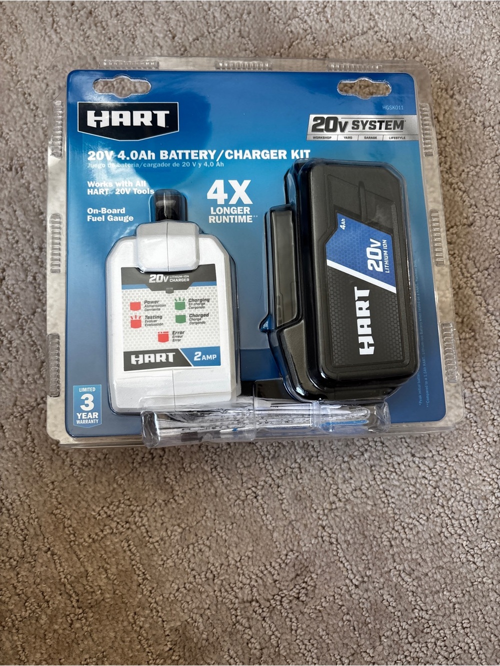 20V 4.0Ah Battery and Charger Kit - Black/Blue